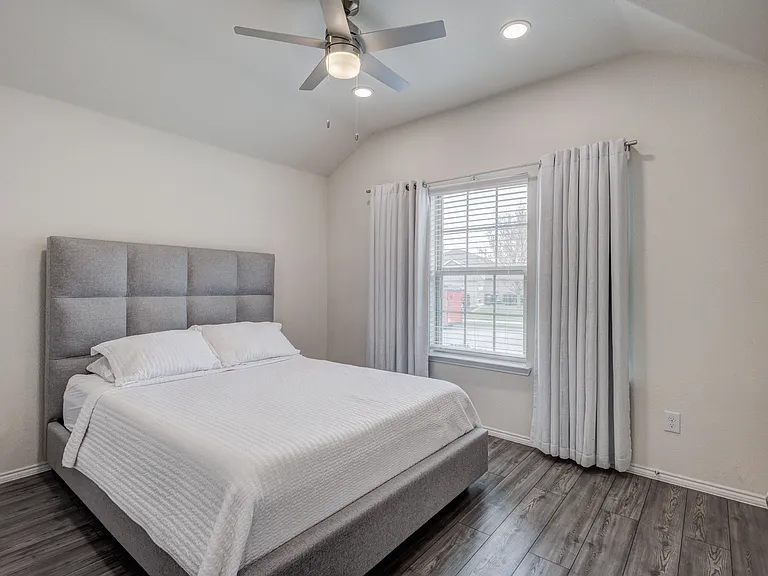 5376 Brahma Trl — Photo 13