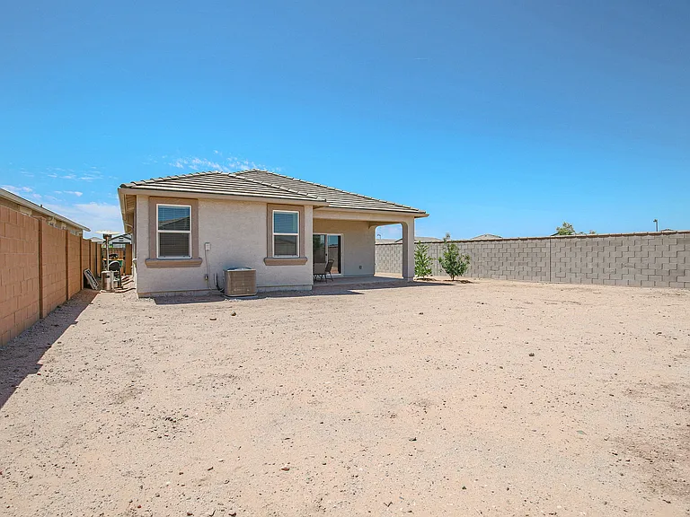 40120 W Venture Rd — Photo 33