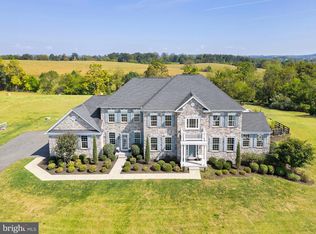 15124 Omega Ct, Waterford, VA 20197