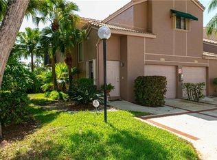 1621 Cypress Pointe Dr #5-11, Coral Springs, FL 33071