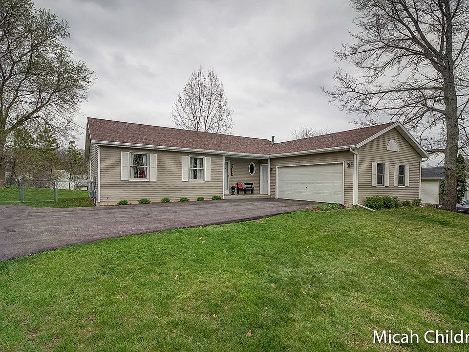 1st image of 6867 Kuttshill Dr NE