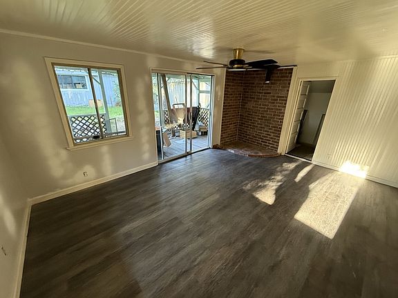 3rd image of 21830 Canyon Way