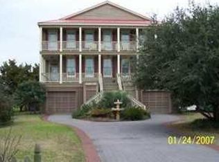 2201 Atlantic Ave, Sullivans Island, SC 29482