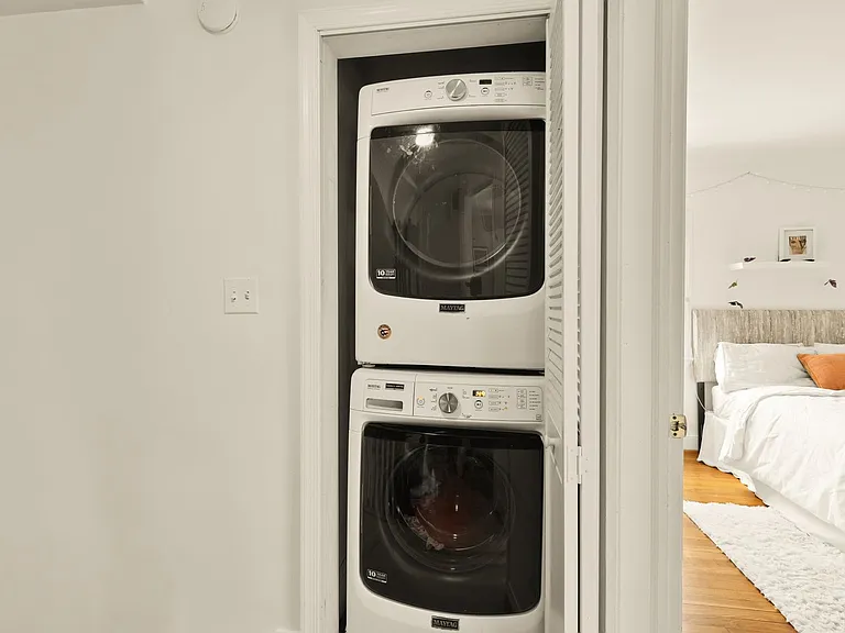 7208 Delfield St — Photo 36