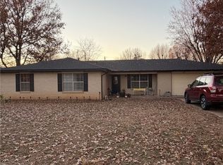 210 Franklin Ave, Lowell, AR 72745