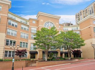 12000 Market St APT 310, Reston, VA 20190