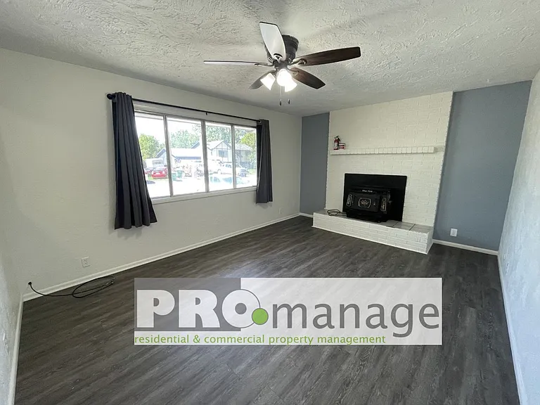 220 N Ladino Dr — Photo 6