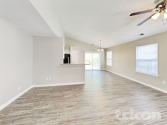 2nd image of 2981 Champion Ln SW