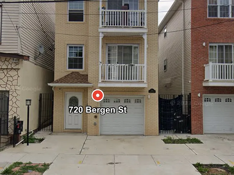720 Bergen St #1 — Photo 29