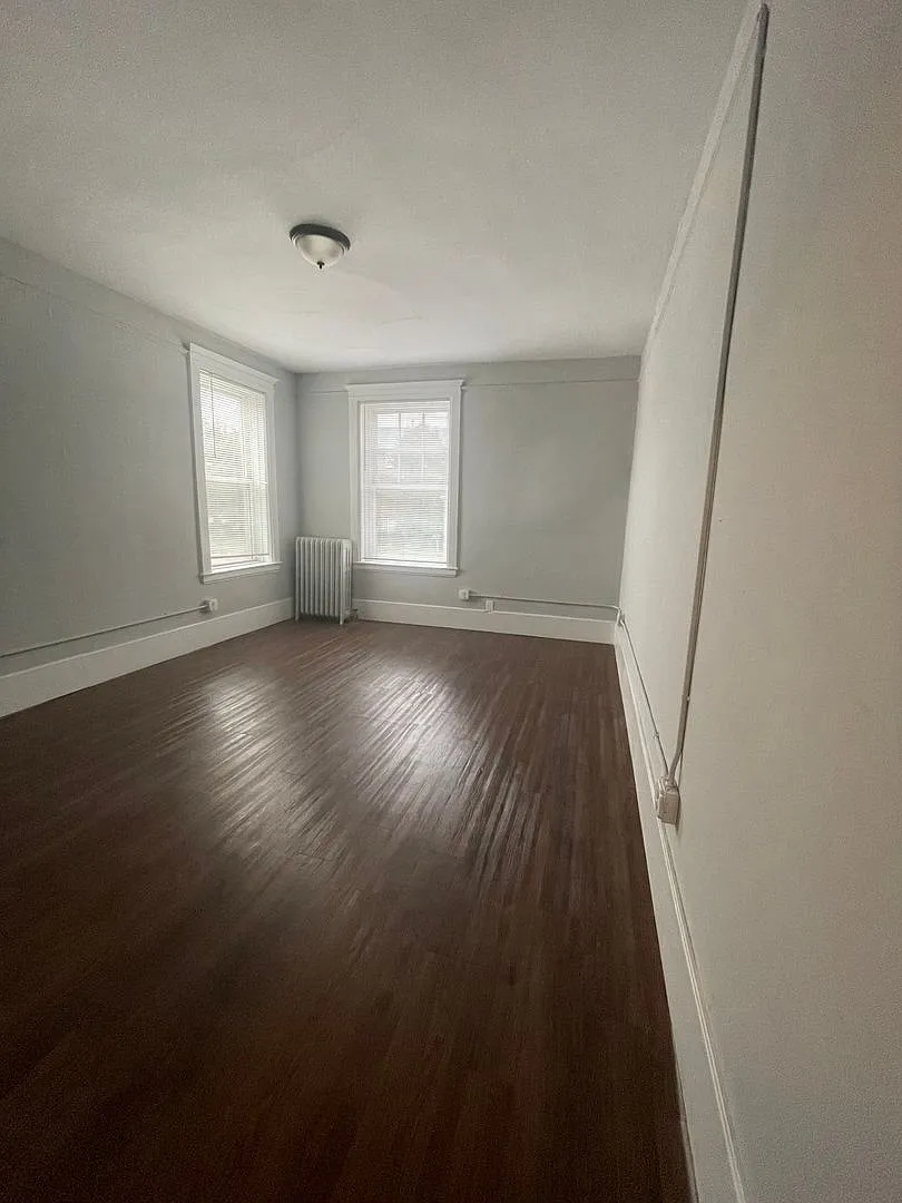 The Willis — Photo 3