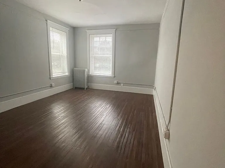 675 W Willis St — Photo 5
