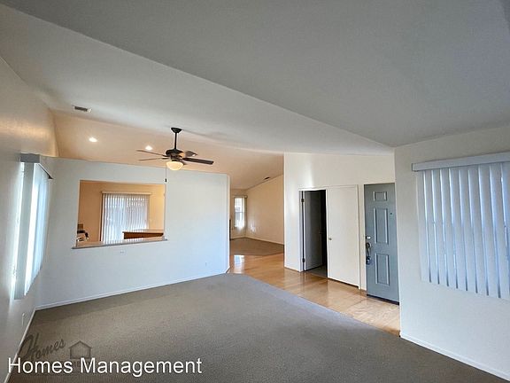 4th image of 2427 Linda Ct