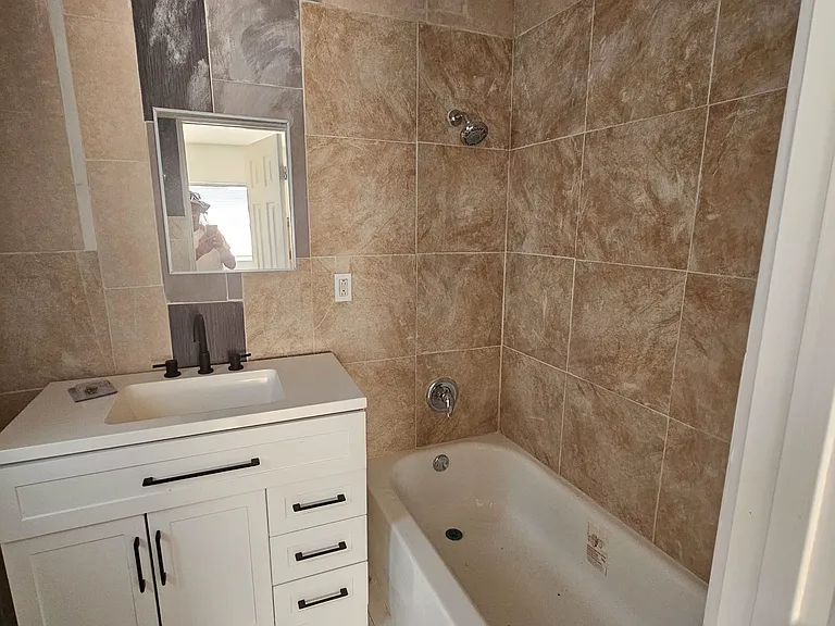 6925 Anoka Dr — Photo 11
