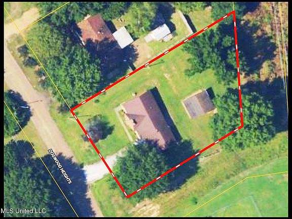 4th image of 114 Dogwood Hts