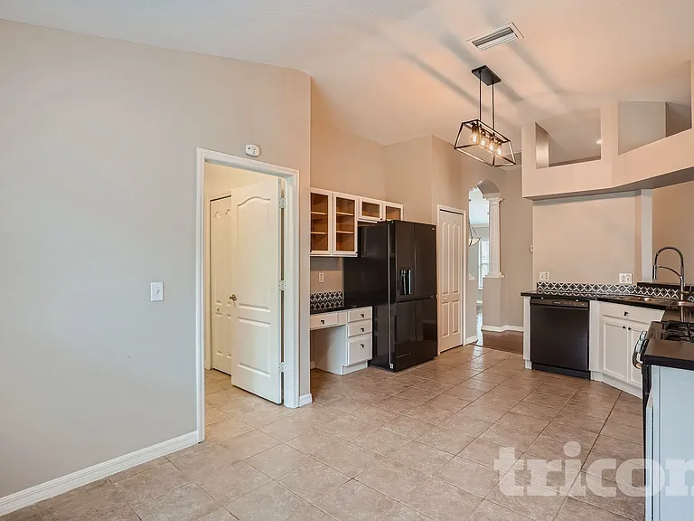 12755 Standbridge Dr — Photo 13