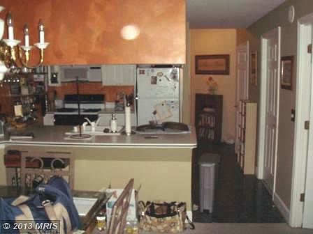 4th image of 1276 N Wayne St APT 220
