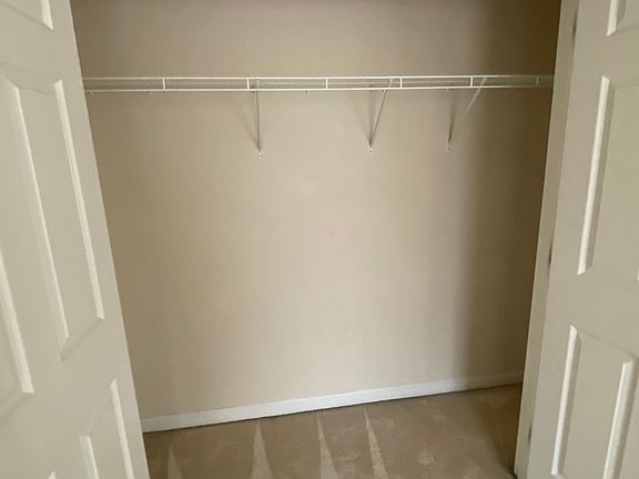 5th image of 2924 Lomond Pl