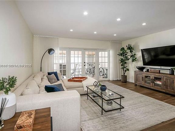 4th image of 16509 Fox Den Ct Unit 16509
