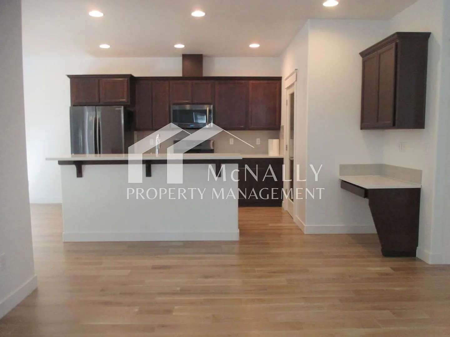 Beautifully 4-Bedroom, 3-Bath Home with Fenced Yard & 2-Car Garage — Photo 4