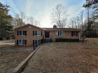 4126 Ashley Ln, North Dinwiddie, VA 23803
