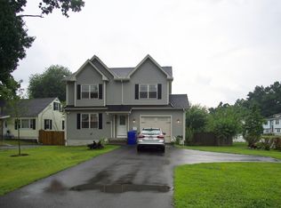 1289 Bay St, Springfield, MA 01109