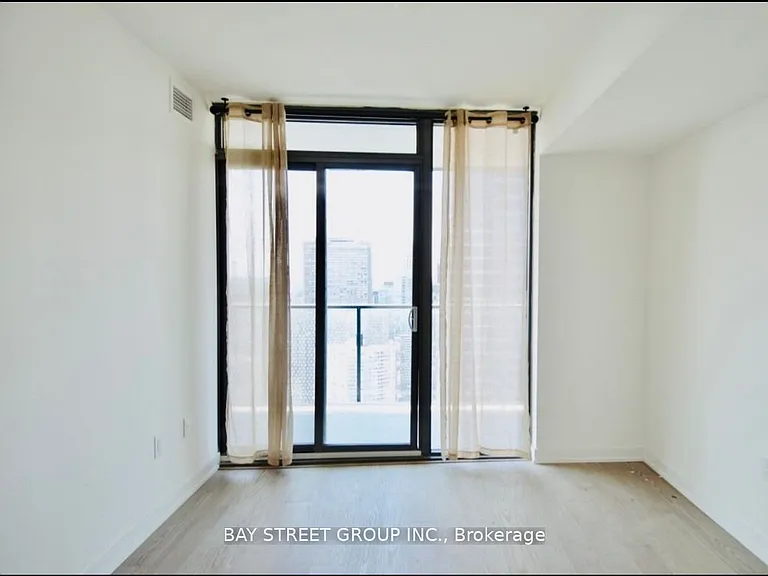 11 Wellesley St W #4109 — Photo 8