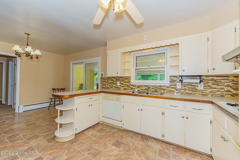 5th image of 2517 Lavin Court