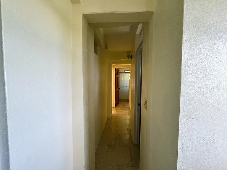18 Whim We St — Photo 4