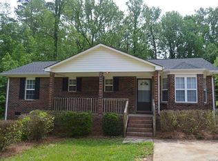 1664 Plyler Lake Rd, Gastonia, NC 28054