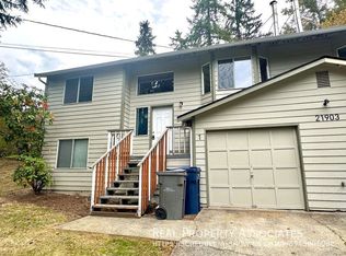 21903 Locust Way #1, Lynnwood, WA 98036