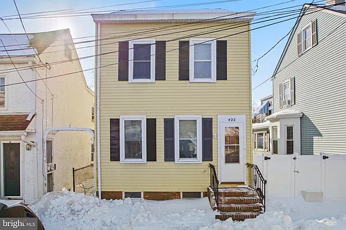 422 Prince St Photo 1