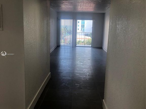 4th image of 500 NE 26th St APT 5A