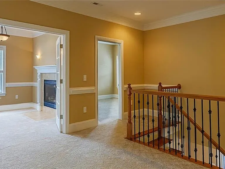 4009 Cedar Point Ave — Photo 15