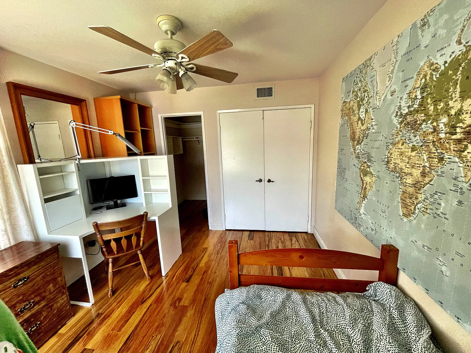 1 bed, $1,250 — Photo 1