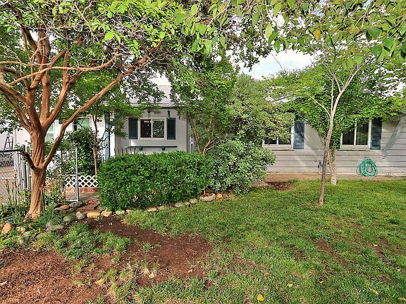 2nd image of 7226 Larchmont Dr