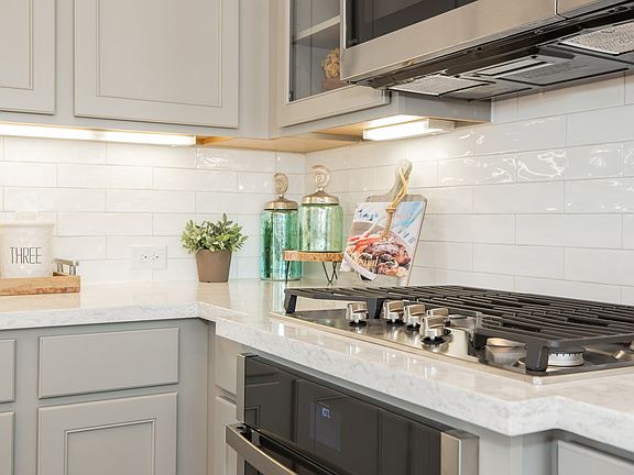 Decorative tile kitchen backsplash