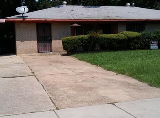 725 Woodmont Pl, Shreveport, LA 71108