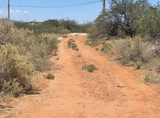 N Calle Tercero Rd #20, Huachuca City, AZ 85616
