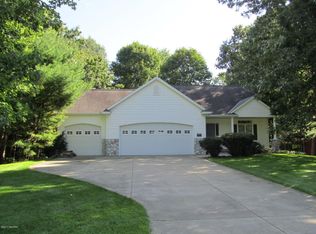 6432 Ototeman Trl, Saugatuck, MI