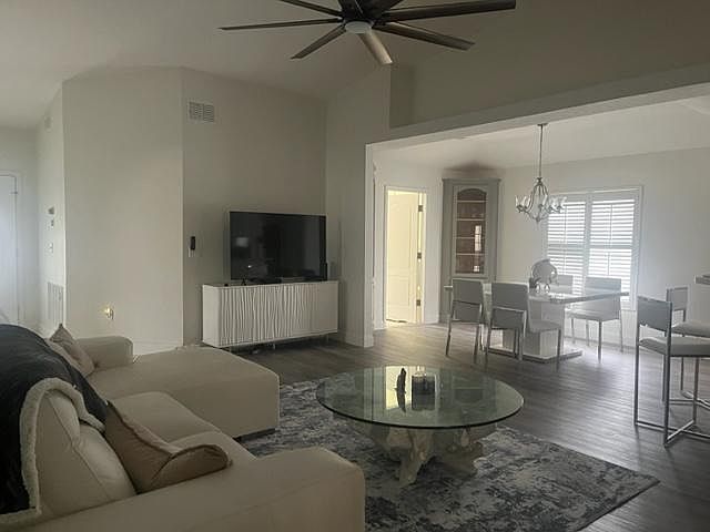 1st image of 671 Sweetwater Way