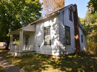 2649 Carroll St, Dubuque, IA 52001