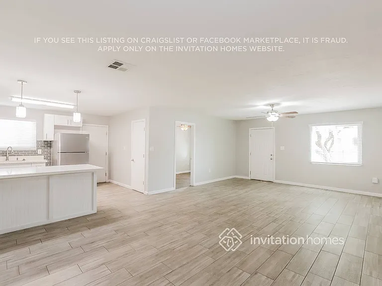 11235 W Hopi St — Photo 6