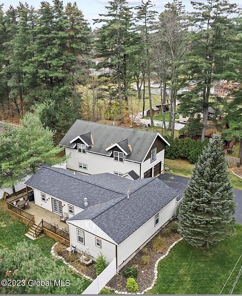2nd image of 14 Stanton Road