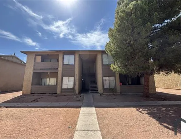 2883 Wheelwright Dr, Las Vegas, NV