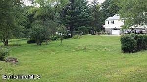 side yard potential additional building