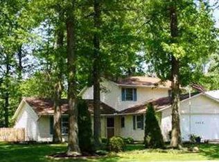 5908 Emerald St, North Ridgeville, OH 44039