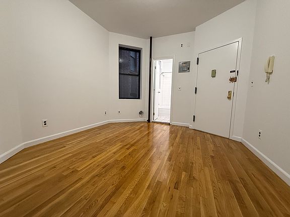 2nd image of 409 E 90th St APT 5