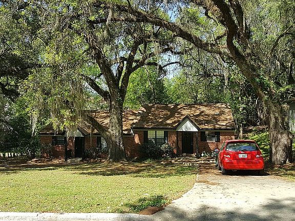 2nd image of 2422 Diehl Dr