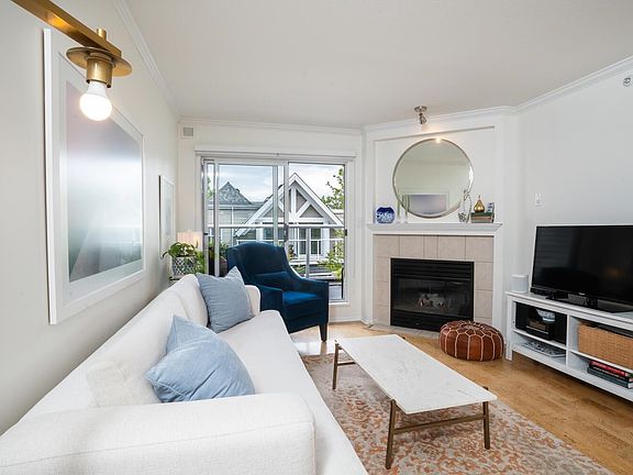 3rd image of 789 W 16th Ave #405