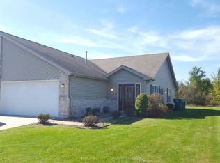 8618 McKinley St, Merrillville, IN 46410